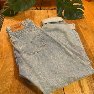 Vintage Levi’s 550 High Waisted Jeans 31x40